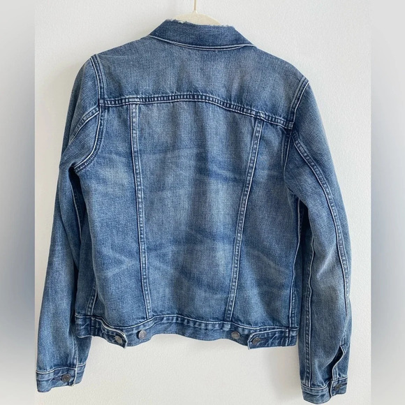 GAP 100% Cotton Jean Denim Jacket Medium Wash Size S - Picture 2 of 11